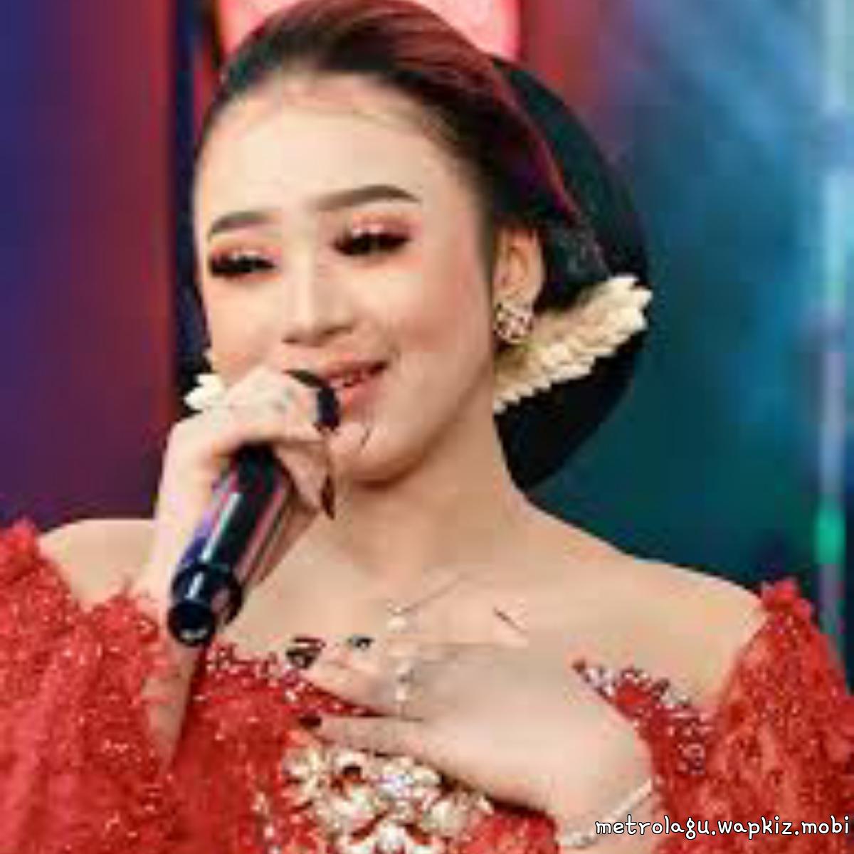 Niken Salindry - Kelingan Mantan Niken Salindry - Kelingan Mantan