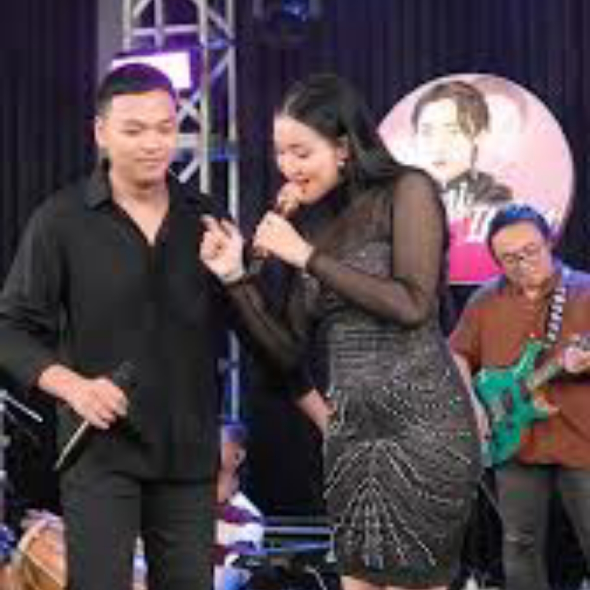 Yeni Inka Ft Kevin Ihza Dukun Asmara Mp3