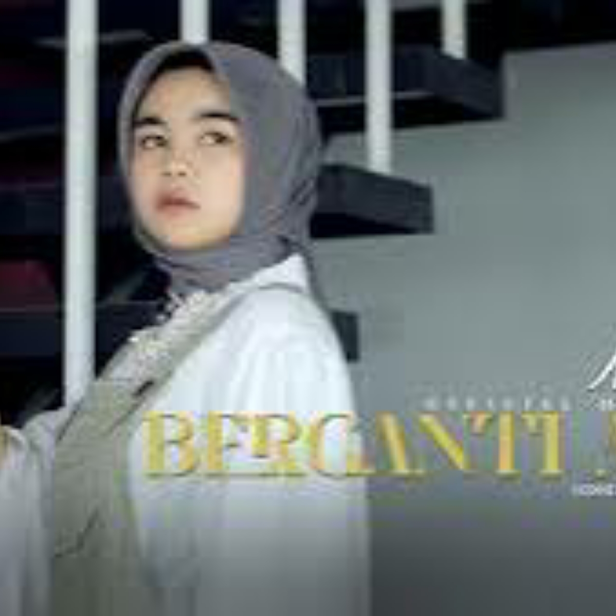 Natasya Berganti Arah Mp3