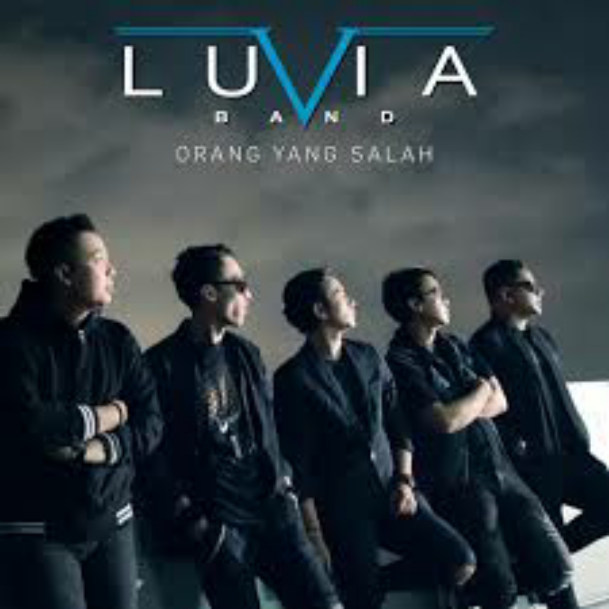 Luvia Band