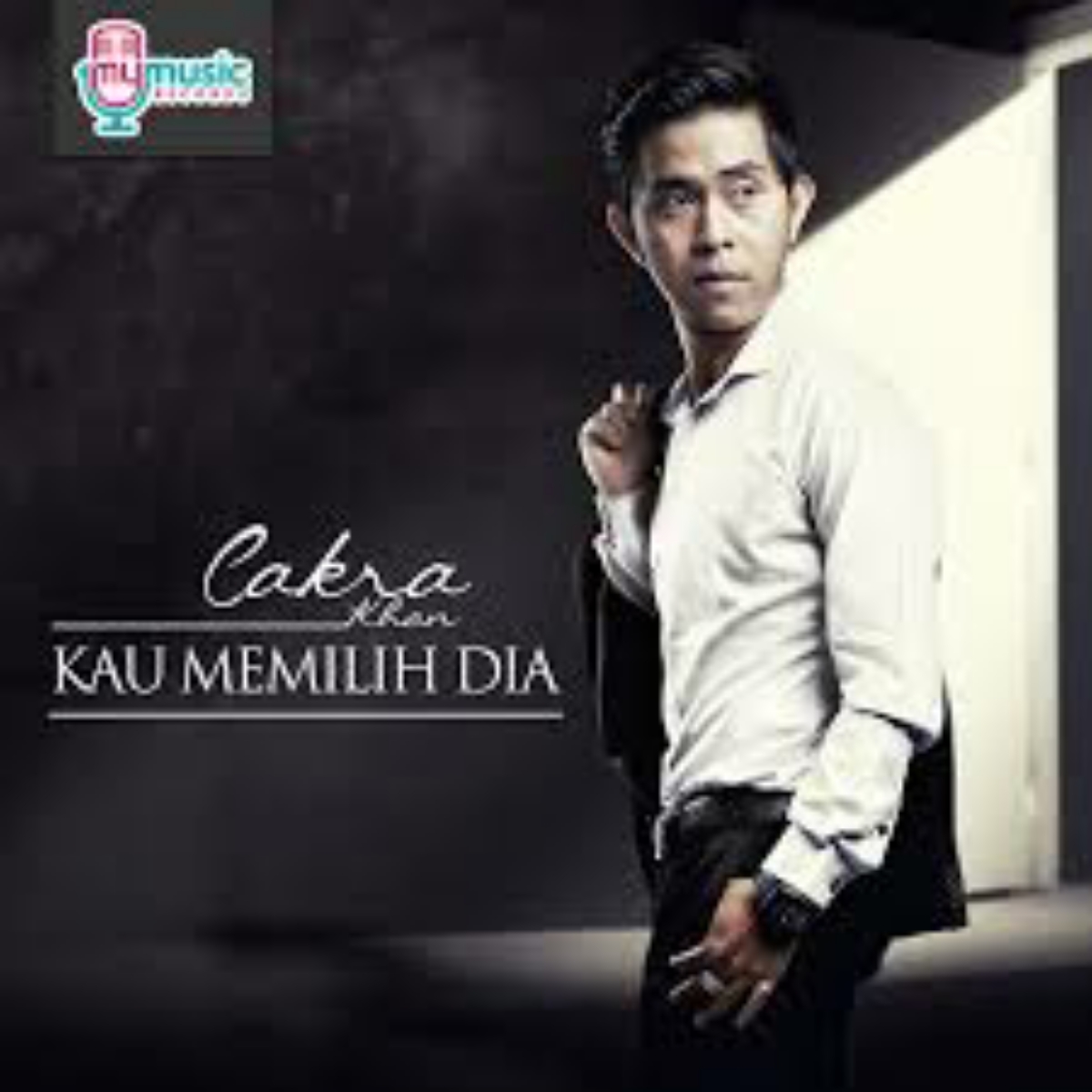 Cakra Khan