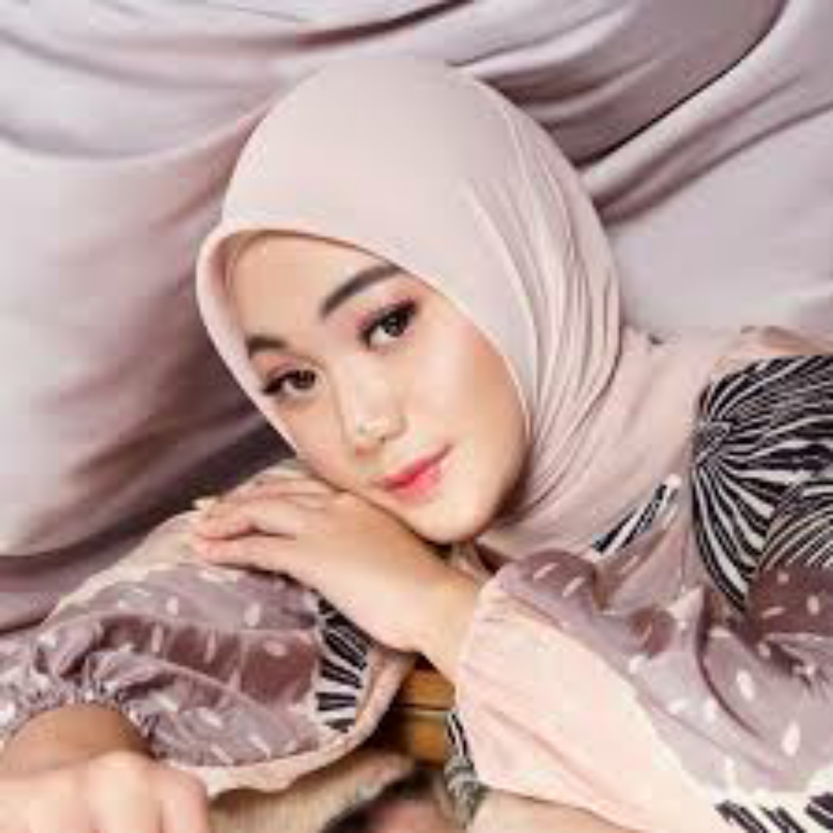 Fadhilah Intan Denting Mp3